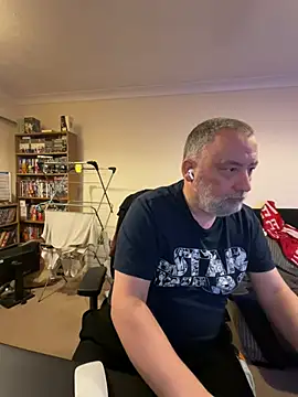 LondonTeffy online show from January 3, 10:08 pm