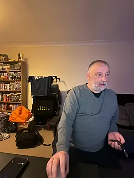 LondonTeffy online show from March 17, 10:17 pm