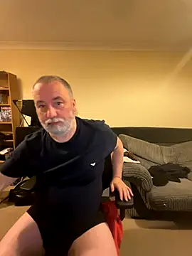 LondonTeffy online show from November 12, 10:09 pm