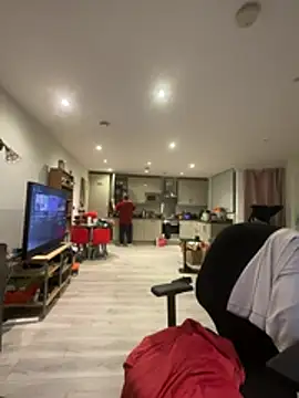 LondonTeffy online show from March 10, 10:04 pm