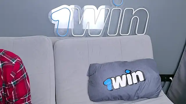 Snapshot of Ksenny chatting on January 21, 12:07 pm Ksenny online show from January 21, 12:07 pm