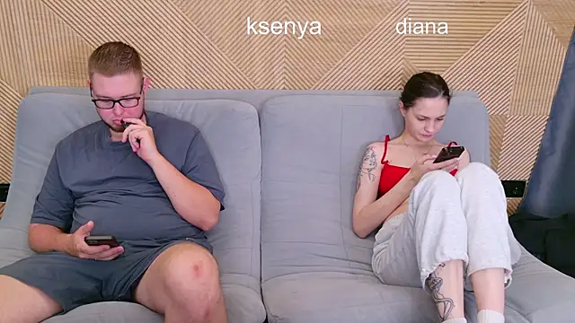 Snapshot of Ksenny chatting on June 27, 6:51 am Ksenny online show from June 27, 6:51 am