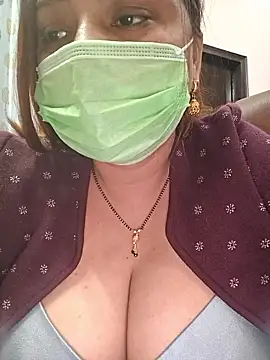 Dianaa9 online show from November 28, 8:00 pm