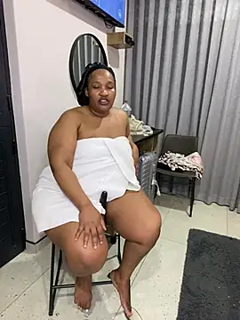 Snapshot of Amandious chatting on July 21, 10:56 pm Amandious online show from July 21, 10:56 pm