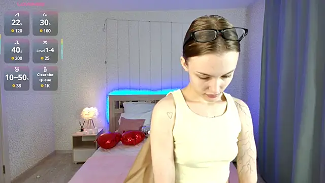 Snapshot of LesyaHayes chatting on March 10, 2:37 pm LesyaHayes online show from March 10, 2:37 pm