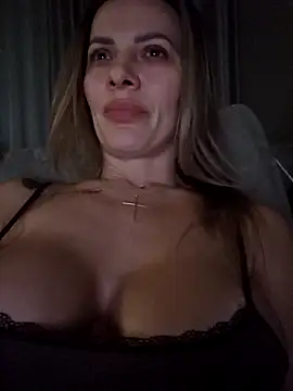 SweetMonicaUK online show from October 26, 9:21 pm