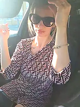 SweetMonicaUK online show from November 4, 12:04 pm