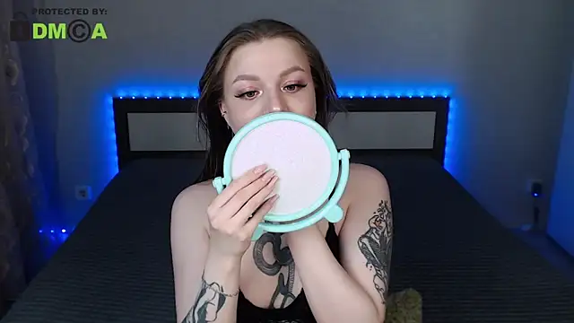 RonnieMilles online show from June 16, 12:13 am
