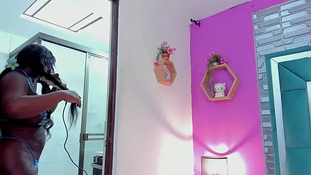 LORENSCOLLINS online show from November 16, 2:44 pm