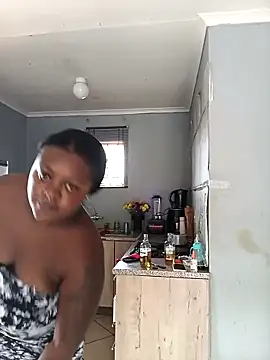 Snapshot of TheDoubleTrouble18xxx chatting on December 16, 9:03 am TheDoubleTrouble18xxx online show from December 16, 9:03 am