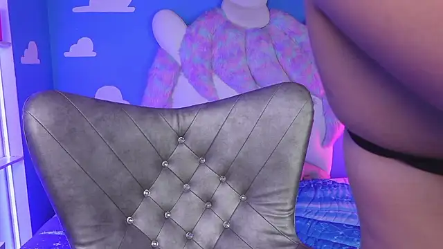 miss keisi online show from February 20, 6:08 pm