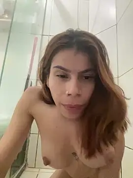 Snapshot of KyKa02 chatting on March 8, 12:44 am KyKa02 online show from March 8, 12:44 am