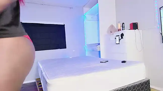 Snapshot of THICKwithDICKK chatting on March 7, 4:35 am THICKwithDICKK online show from March 7, 4:35 am