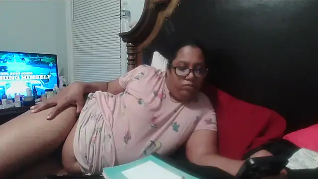 ebonyred online show from February 11, 12:26 am