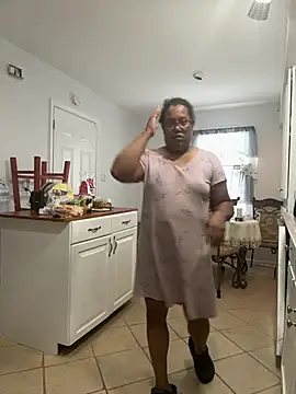 ebonyred online show from July 7, 12:53 pm
