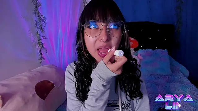 arysUwU online show from January 30, 11:34 pm