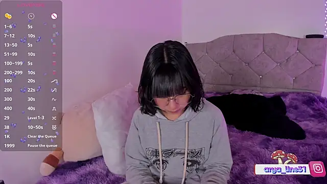 arysUwU online show from September 10, 3:17 am