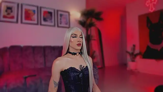 Taylor  foxxx online show from February 20, 3:58 am