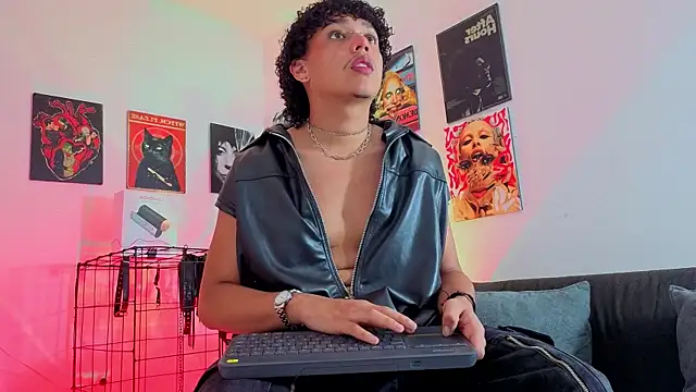 GaelOconner online show from October 18, 1:08 am