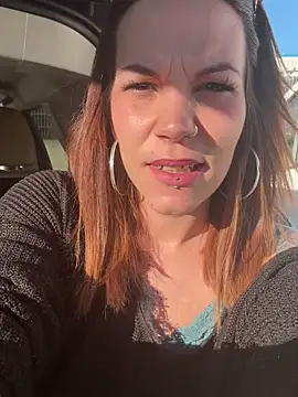 Lady Knaller online show from March 8, 3:24 pm