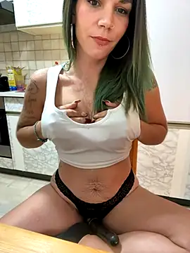 Lady Knaller online show from October 11, 7:56 pm