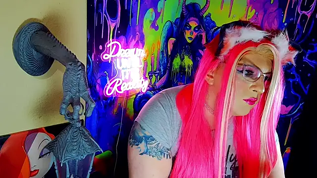 Snapshot of Blakelytgirl chatting on May 15, 4:52 am Blakelytgirl online show from May 15, 4:52 am