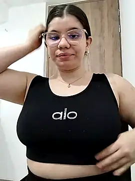 Danzel1105 online show from February 12, 12:22 pm