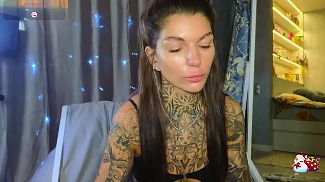 tattooedBabyy online show from January 15, 10:09 am