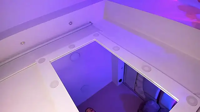 Dalila Thoms online show from March 13, 10:26 am