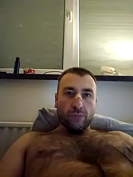 Snapshot of TIGERRR86 chatting on January 12, 3:39 am TIGERRR86 online show from January 12, 3:39 am