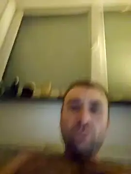 Snapshot of TIGERRR86 chatting on February 6, 9:38 pm TIGERRR86 online show from February 6, 9:38 pm