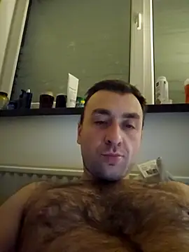 Snapshot of TIGERRR86 chatting on March 2, 2:51 am TIGERRR86 online show from March 2, 2:51 am