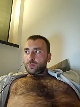 Snapshot of TIGERRR86 chatting on September 13, 3:28 am TIGERRR86 online show from September 13, 3:28 am