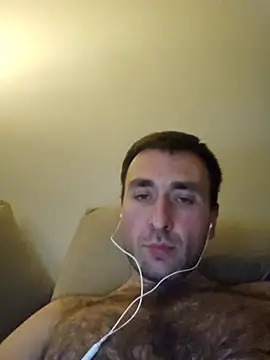 Snapshot of TIGERRR86 chatting on November 27, 4:09 pm TIGERRR86 online show from November 27, 4:09 pm