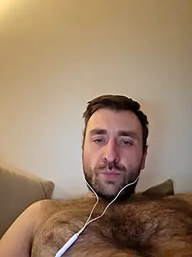 Snapshot of TIGERRR86 chatting on February 21, 11:39 pm TIGERRR86 online show from February 21, 11:39 pm