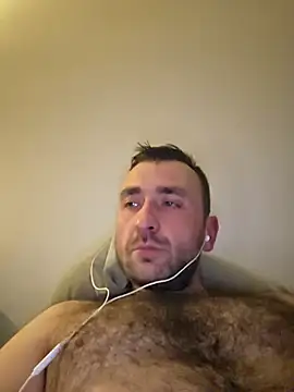 Snapshot of TIGERRR86 chatting on March 15, 8:04 pm TIGERRR86 online show from March 15, 8:04 pm