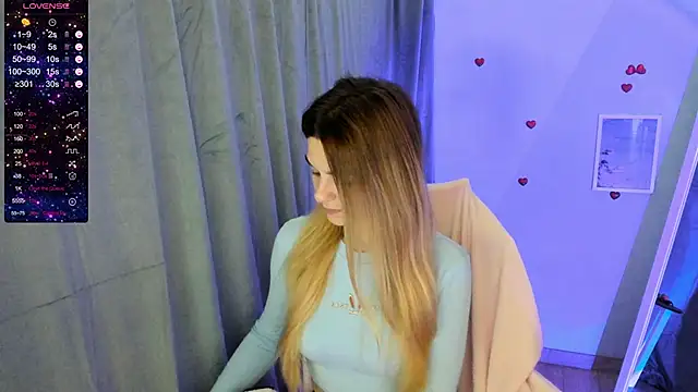 Snapshot of Sweet_me_ chatting on December 2, 10:28 am Sweet me online show from December 2, 10:28 am