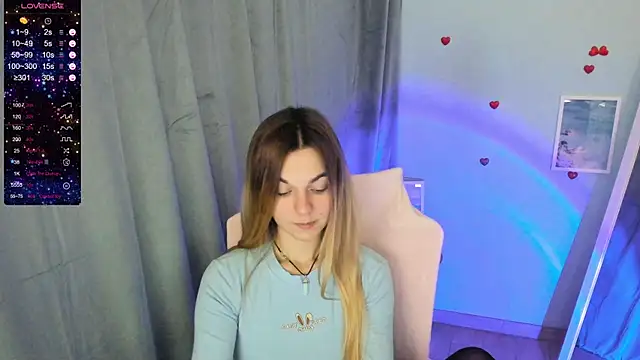 Snapshot of Sweet_me_ chatting on December 9, 10:11 am Sweet me online show from December 9, 10:11 am
