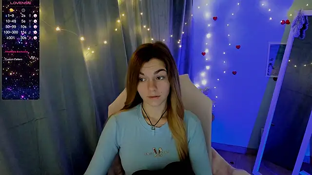 Snapshot of Sweet_me_ chatting on December 28, 7:33 am Sweet me online show from December 28, 7:33 am