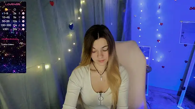 Snapshot of Sweet_me_ chatting on March 10, 7:10 am Sweet me online show from March 10, 7:10 am