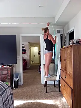 Dixiefaye Pika online show from April 14, 10:27 pm