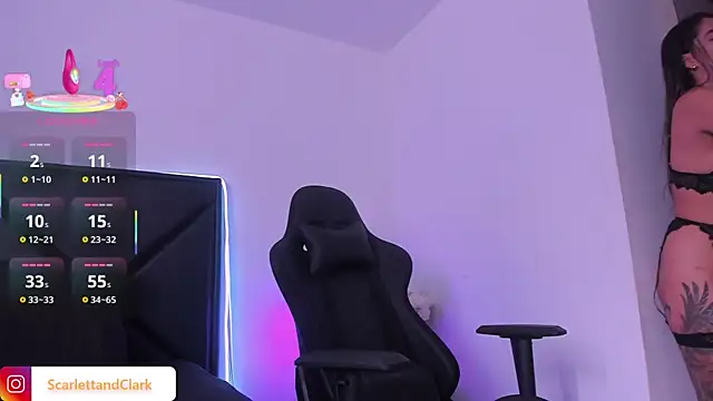 ScarlettAndClark online show from September 19, 1:34 pm