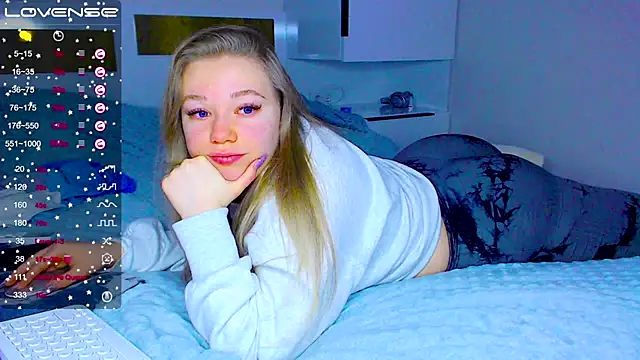 kitti kaattt online show from January 14, 6:45 am