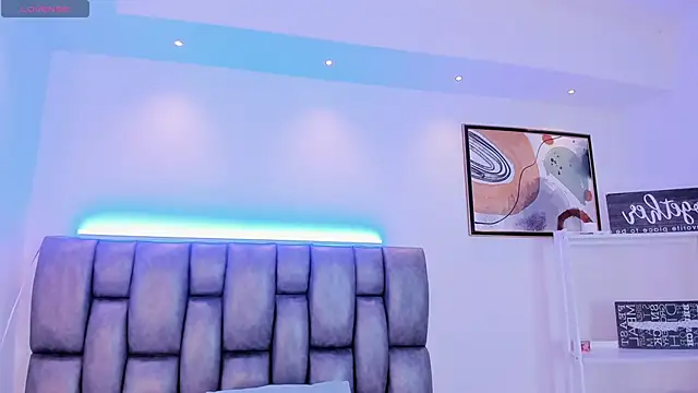 martina mancini online show from September 9, 12:15 pm