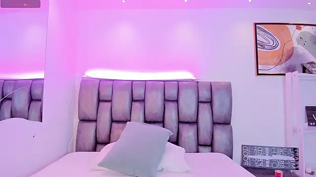 martina mancini online show from September 24, 1:36 pm