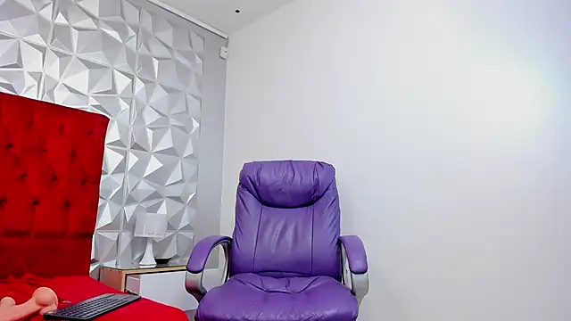 Snapshot of steacy_19 chatting on June 18, 9:14 am steacy 19 online show from June 18, 9:14 am