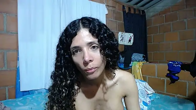 Nadia Monroe online show from September 21, 12:12 am