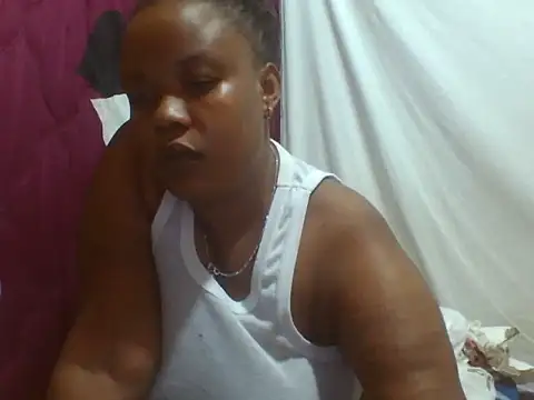 Snapshot of big-clts chatting on November 23, 2:17 pm big-clts online show from November 23, 2:17 pm