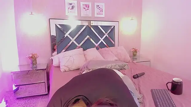 Miakhalifa 7 online show from March 16, 2:55 pm