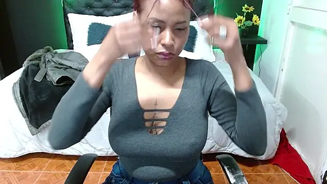 Dominik girl online show from February 19, 6:33 am